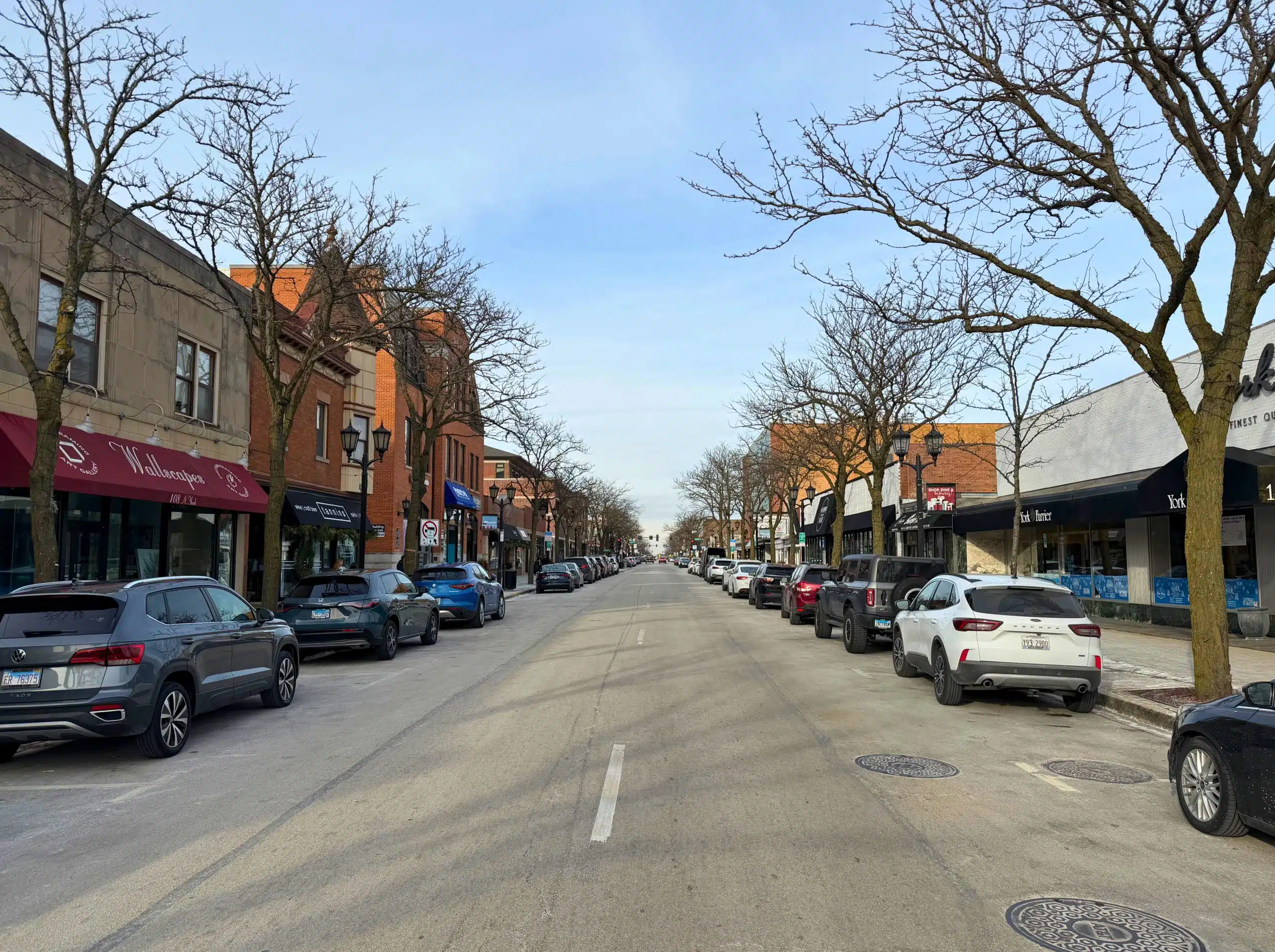 Hey Elmhurst! - Christmas in Elmhurst, IL - Downtown Elmhurst
