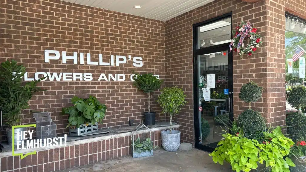 Phillip’s Flowers & Gifts — Outside 01