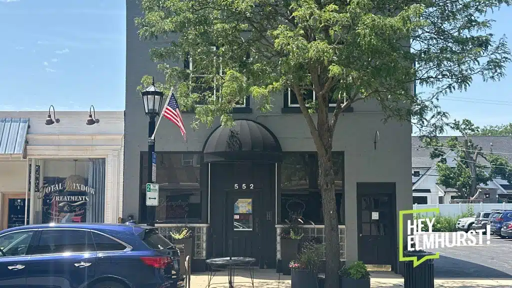 Spring Inn — Outside 01