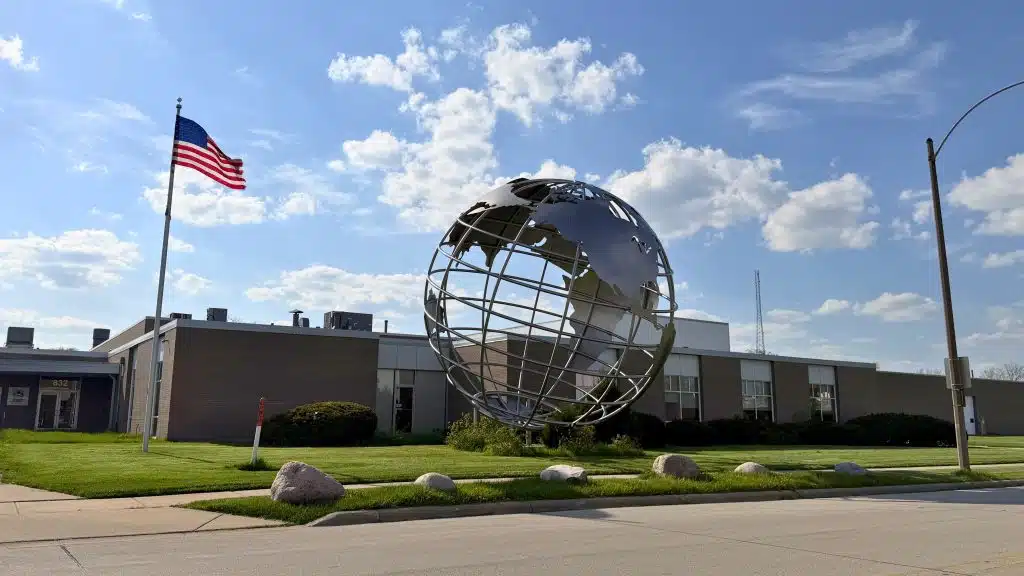 Hey Elmhurst! - Art Crawl - Steel Globe (Willis Tower)
